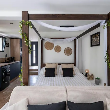 Honey Moon - Romantique Jacuzzi Et Ecran Cinema Apartment